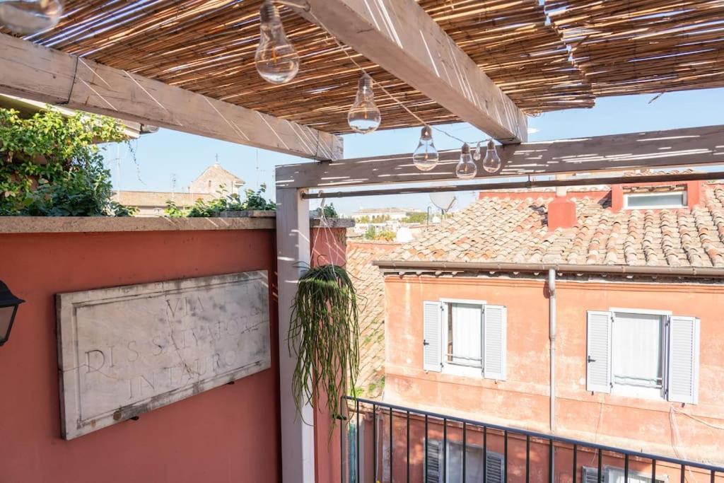 Amazing Terrace In Trastevere Apartment