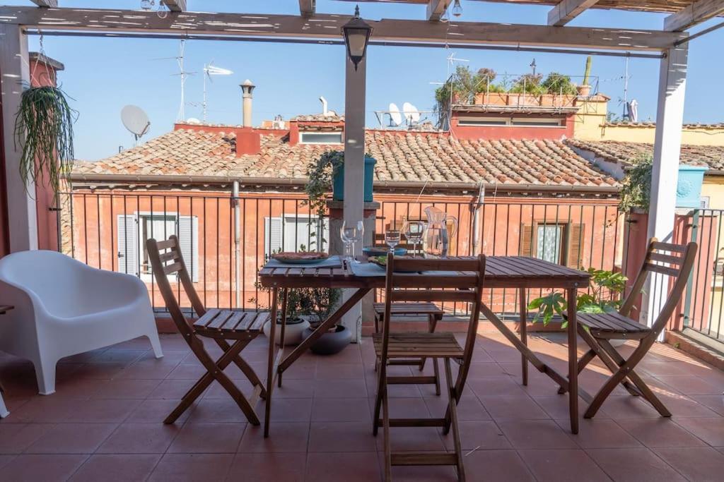 Amazing Terrace In Trastevere Rome